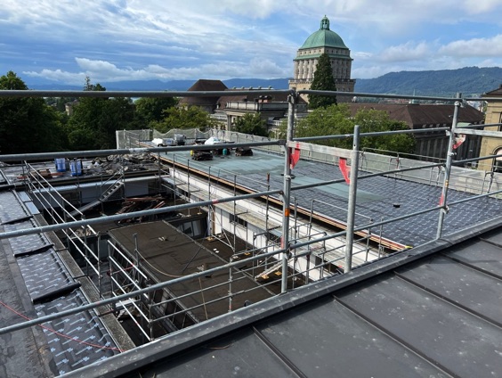 C9181982-4C29-4E0D-BEEB-F0833AE796B8_1_105_c